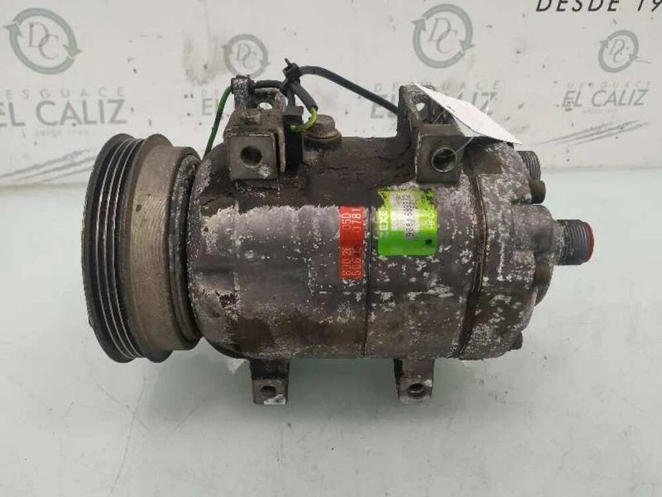 8D0260805D air conditioning compressor for AUDI A4 AVANT (B5) 1.9 1996 271517 Foto 2 de 4
