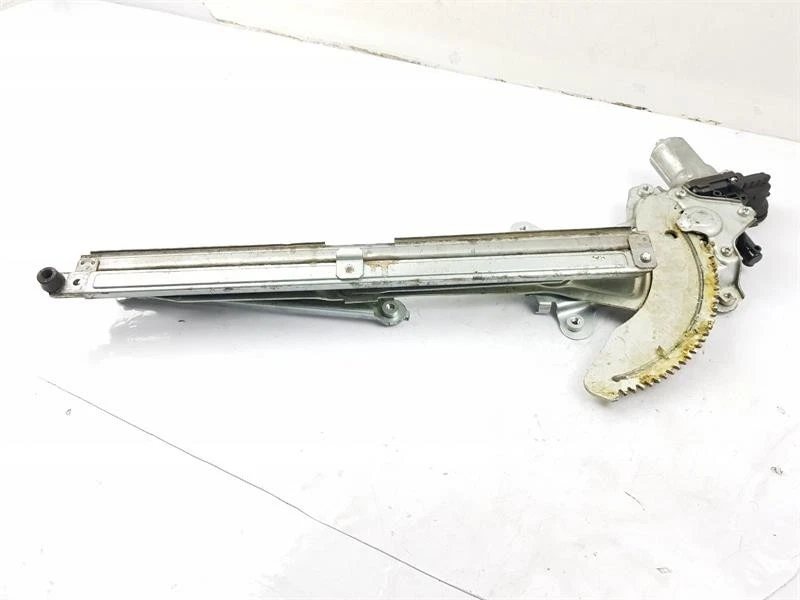 Suzuki Swift 2008 regulador de ventana delantera lado derecho del conductor hatchback de 5 puertas  Foto 3 de 4