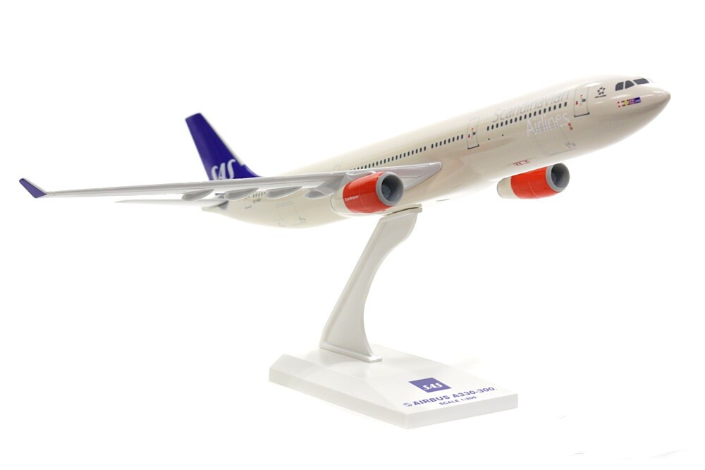 【希少】SKYMARK AIRLINES AIRBUS A330-300模型 Airbus A330-300 Skymark Airlines, | Modelsnavigator.com