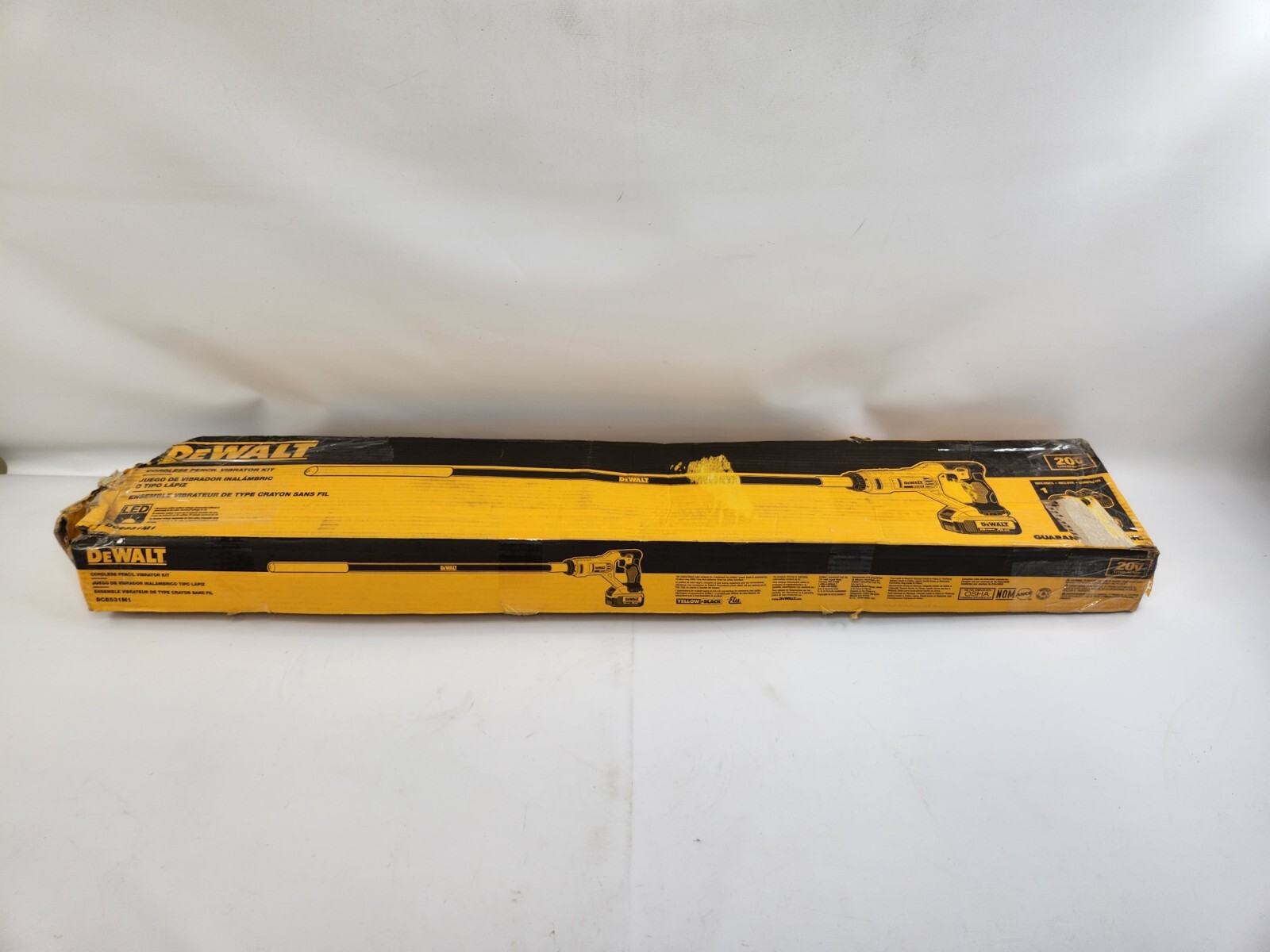 DEWALT 20V MAX* Concrete Vibrator, Pencil (DCE531M1) Brand New open