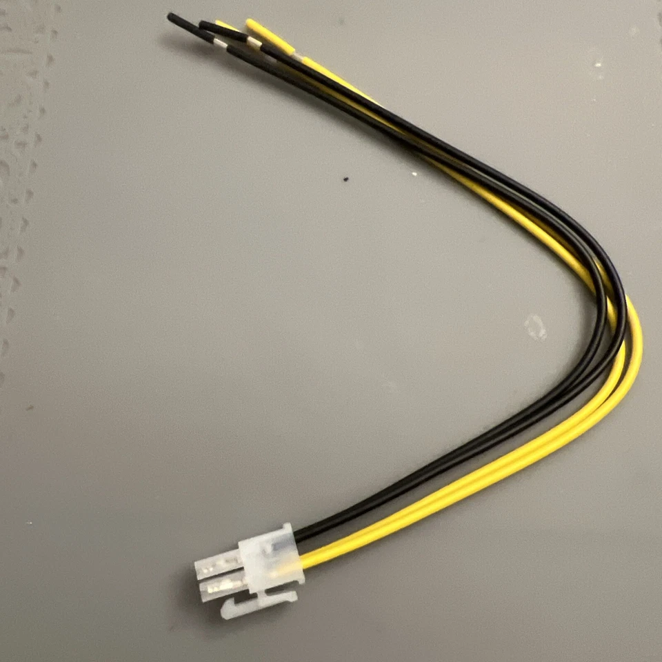 Infinity Basslink Powered Sub Amperios de Referencia Enchufe de 4 Pines Foto 3 de 3