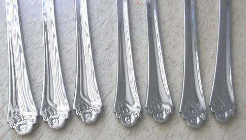 Cuchillo de mantequilla One Only Oneida Fantasy Rose acero inoxidable 6 1/4" cubiertos - Imagen 5 de 10
