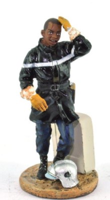 Sammelfigur Feuerwehrmann Firefighter Abidjan 1999 1:32 Metall
