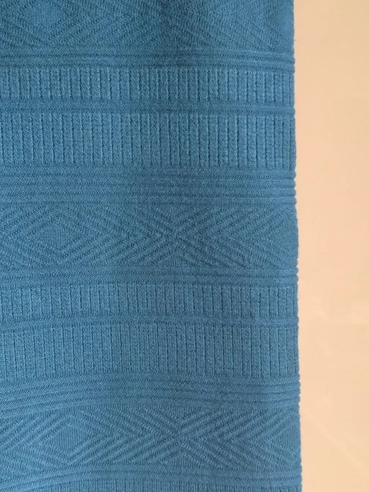 Falda lápiz vintage de punto color gasolina Foto 4 de 4