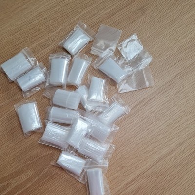 200 x WIEDERVERSCHLIESSBARE kleine klare GRIP SEAL Beutel Poly Kunststoff ZIP LOCK 40 x60 mm