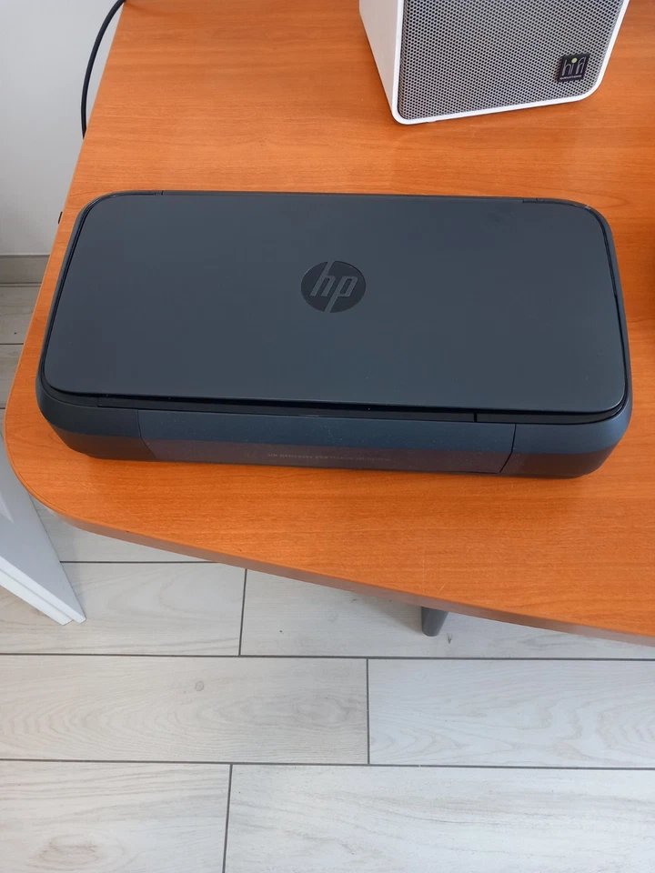 Imprimante portable HP OfficeJet 250 mobile - Photo 2/4