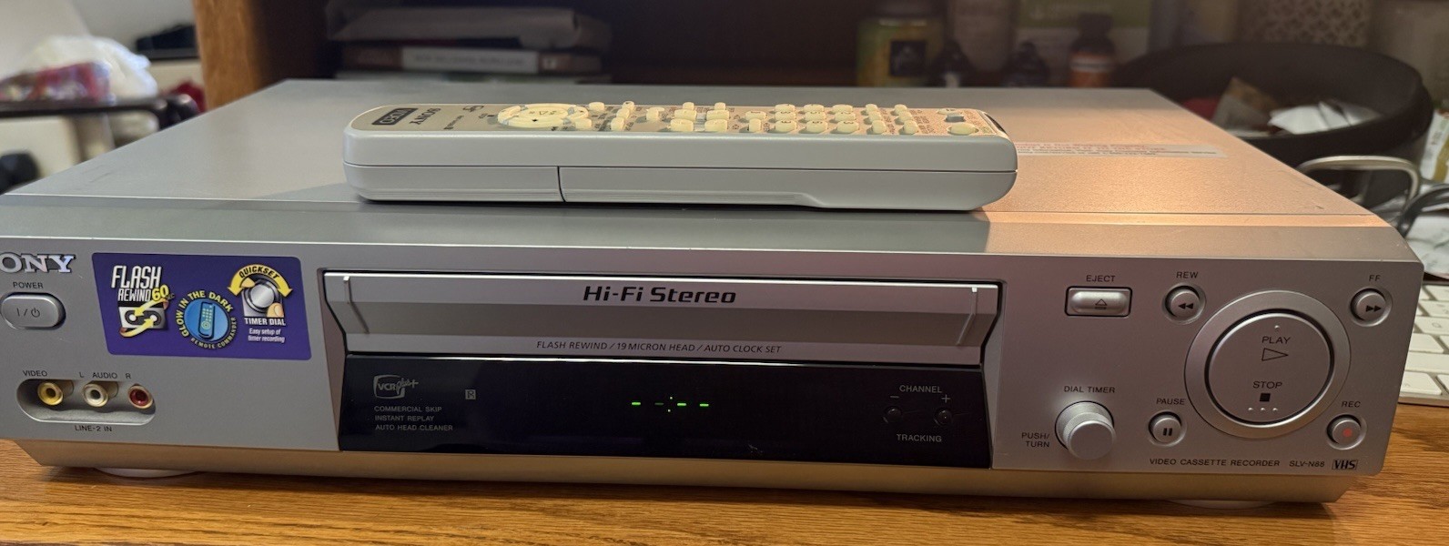 Sony SLV-N88 VCR Video Cassette Recorder Hi-Fi Stereo VHS Player With Control