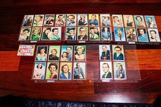1952 BOWMAN RADIO & TV STARS 36 CARD SET & WRAPPER RARE