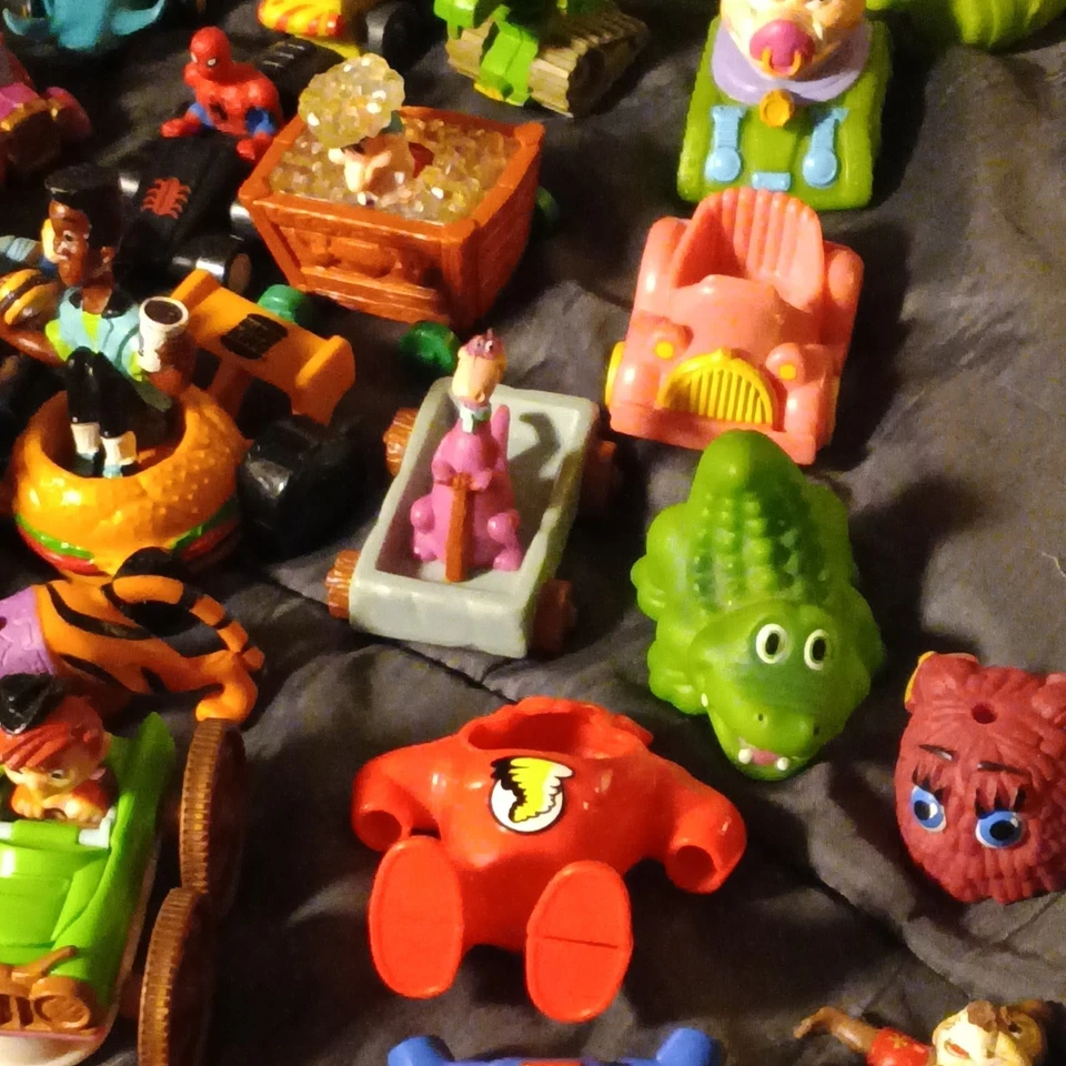 Vtg 80s 90s Toy Lot Disney McDonald’s Happy Meal & Burger King etc. - Image 3 of 4