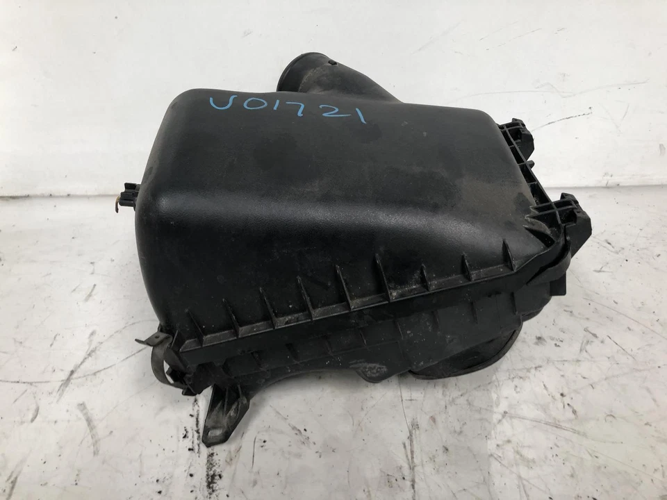 Toyota Corolla Air Cleaner Box AE112 10/1998-11/2001 - image 4 of 4