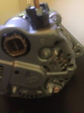 Alternateur Honda Accord 98-02 quasi neuf avait pendant 4 mois avant le total de la voiture