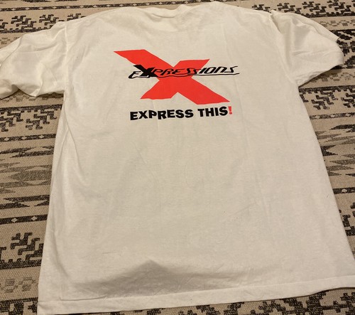 expressions sneaker store