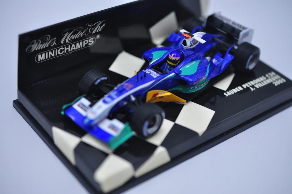 Minichamps PMA 1:43 Sauber Petronas C24 F1 2005 Jacques Villeneuve Excellent - Image 2 of 4