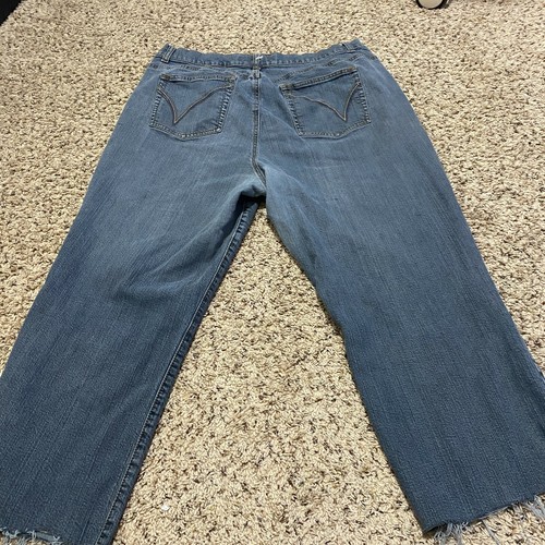 Venezia Womens Plus Size Mid Rise Medium Wash Straight Leg Jeans Size 20 - Picture 10 of 12