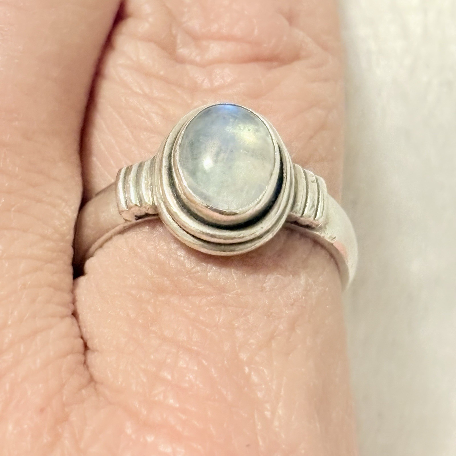 Sterling Silver Solid 925 Rainbow Moonstone Ring … - image 8