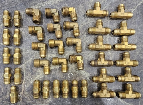 (LOT OF 39) 1/2" Brass Flare Fittings Tees, Couplings, Reducers, Elbows