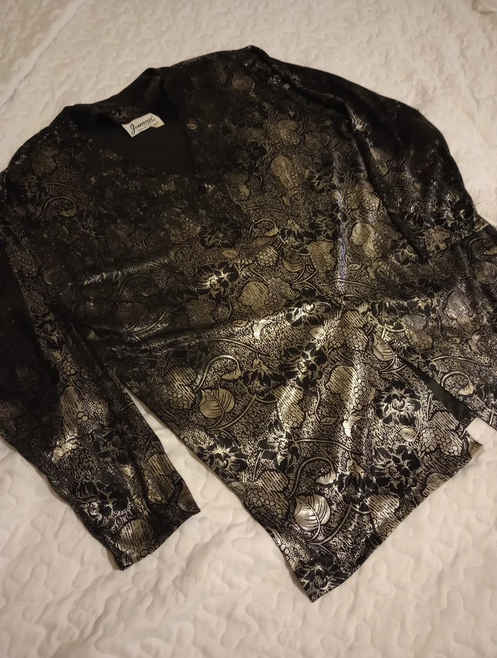 Blusa Joanna Vintage Años 80 Metálica Estampado Dorado y Negro Talla Mediana Manga Larga Foto 2 de 3