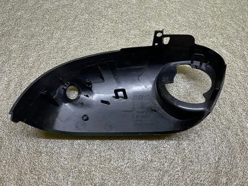Nissan Qashqai J12  LEFT MIRROR LOWER CAP housing section LH From 2021 Year