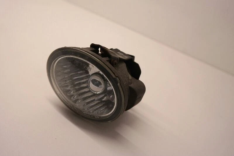 2003-05 INFINITI FX FX35 Driver Corner Park Light Fog driving   - Image 2 of 4