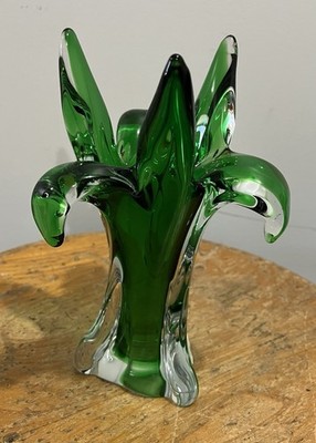 Vintage Beautiful Hand Blown Glass Green And Clear Vase