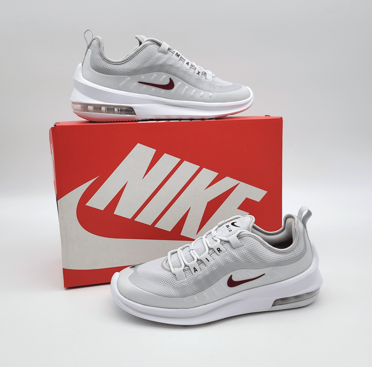 nike air max axis size 9
