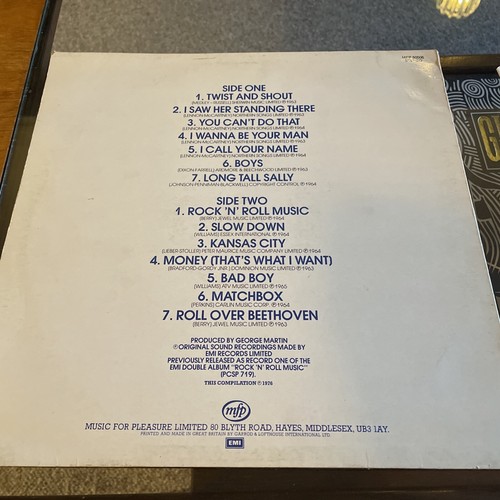 A BEATLES LP FROM 1976 Rock And Roll Music Vol 1 - Imagen 2 de 5