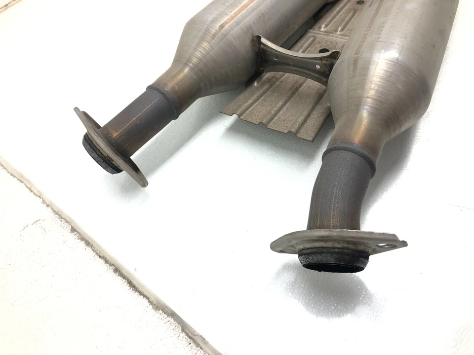 2013-2018 LEXUS GS450H GS350 EXHAUST RESONATOR SET PIPE OEM. - Image 3 of 4