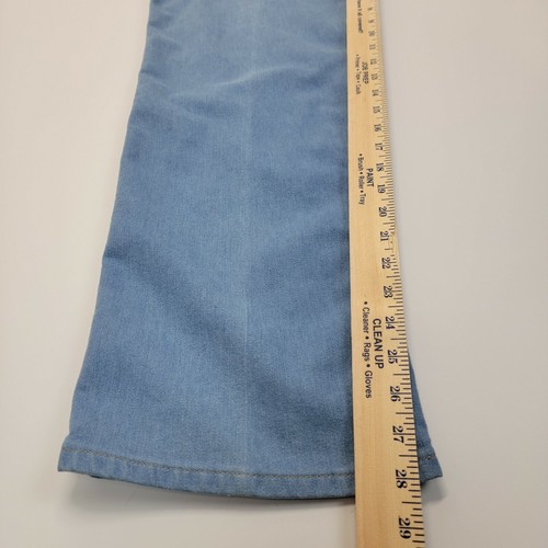 Vintage Levis Mens Size 38x30 Action Jeans Brown Tab Made in USA Blue Light Wash - Picture 9 of 11