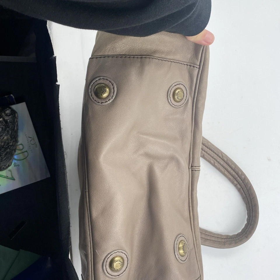 Bolso de Mano Marc By Marc Jacobs Para Mujer Cuero Suave Hobo Azul Marino Usado en Excelente Condición Foto 4 de 4