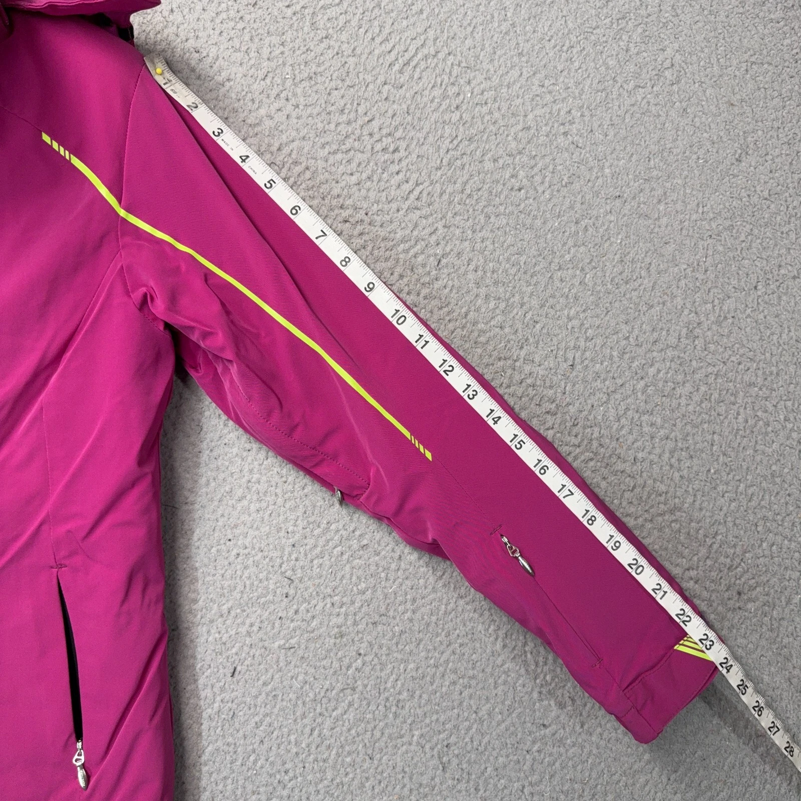 descente snowboard full zip heat navi vented jacket