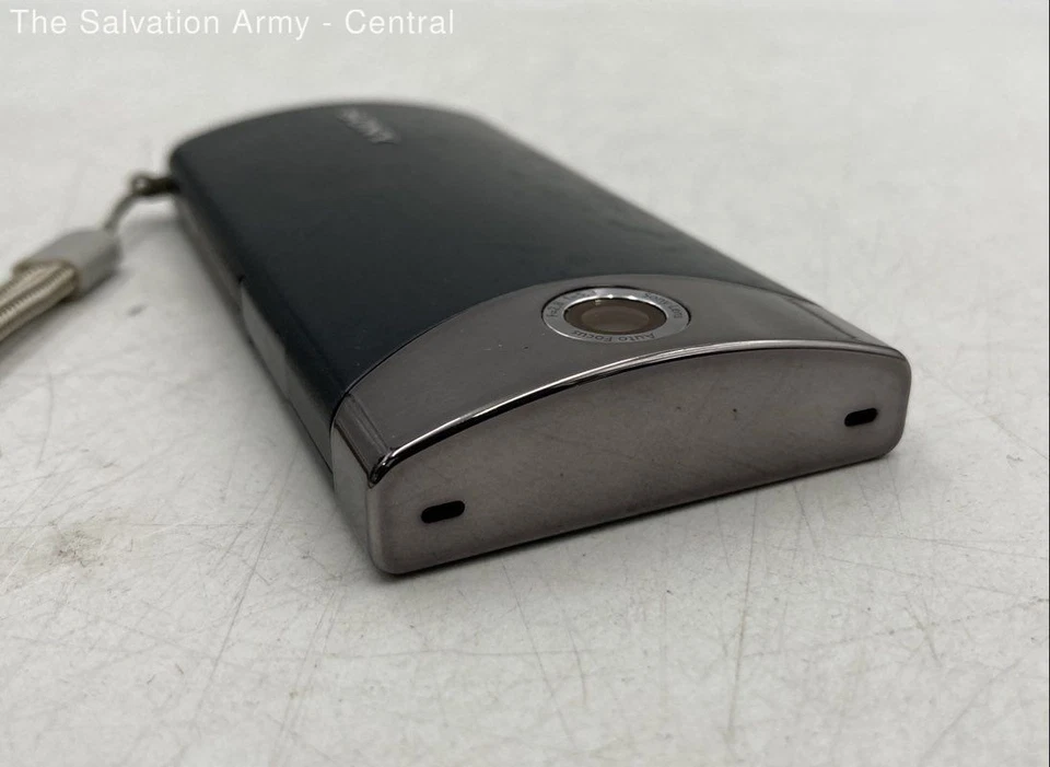 Sony Bloggie Touch MHS-TS20 1080p HD Built-In Memory Portable Digital Camera - Image 4 of 4