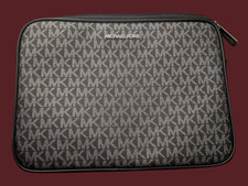Estuche para Tableta Michael Kors Jet Set Viaje Acolchado Lona Logo Impresión 10.5x7.5"