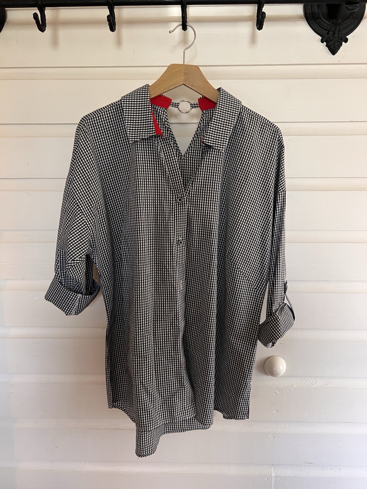 Multiples Gingham Blouse V-Neck Split Peekaboo Ba… - image 1