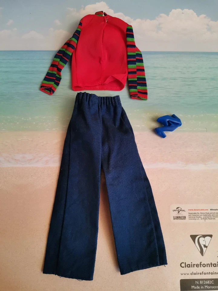 Lot de tenues Barbie années 70/80 de la marque Mattel - Photo 3/4