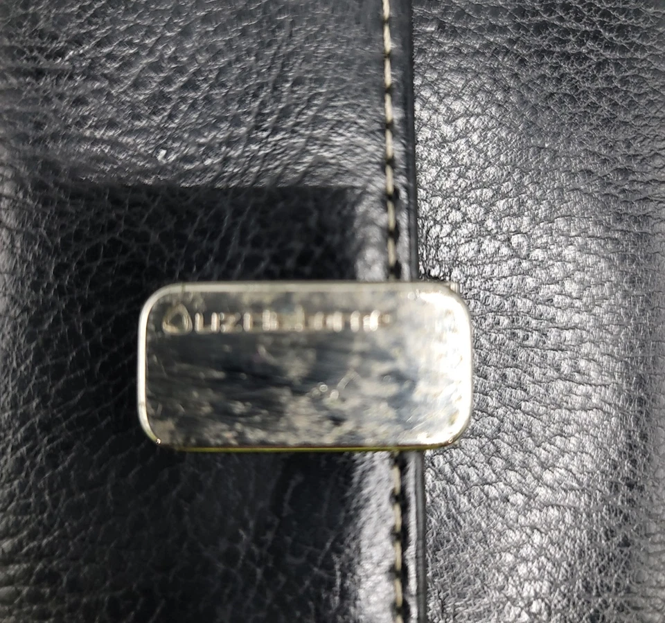 Cartera para mujer Liz Claiborne con cierre de cuero sintético negro” Foto 2 de 4