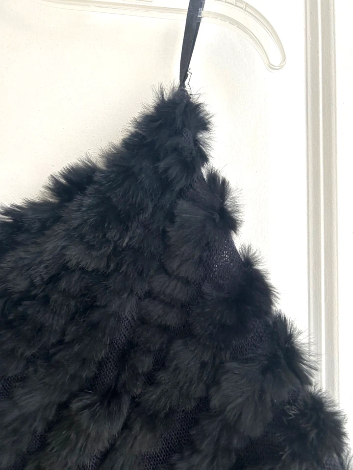 Vtg Y2K Wilsons Leather Maxima Rabbit Fur Black Poncho One Size Dark Goth Boho - Image 2 of 4