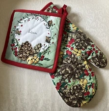 Boston International Pinecones & Bells Potholder and Oven Mitt Set of 2