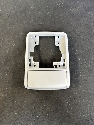 2015-2019 Volkswagen VW Passat Overhead Dome Storage Compartment 561868837 OEM