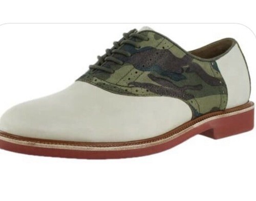 Torrington Saddle Camo Oxfords.. Size 