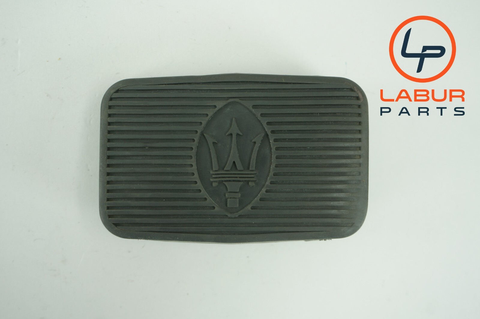 M139 03-12 Maserati Quattroporte Accelerator Gas Pedal w/ Brake Pad A388