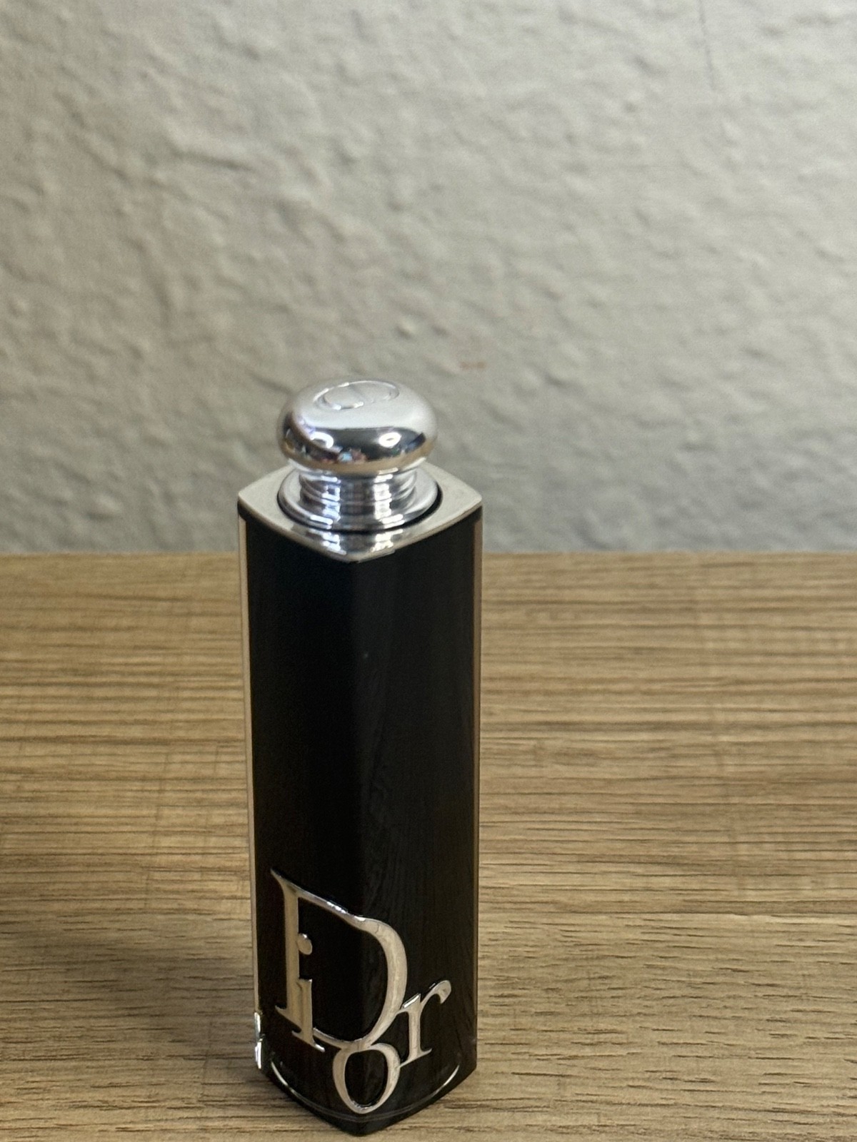 Dior Addict Shine Lipstick in Silhouette 972 Hydrating Sheer Shine-image