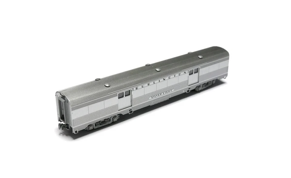 Kato 106-090, N Gauge,  CB&Q EMD E5A/Silver Streak Zephyr Train Pack - Image 4 of 4