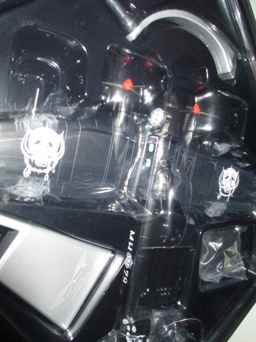 CORGI AVIATION 1:72 MOTORHEAD HEINKEL HE III BOMBER - Picture 3 of 5