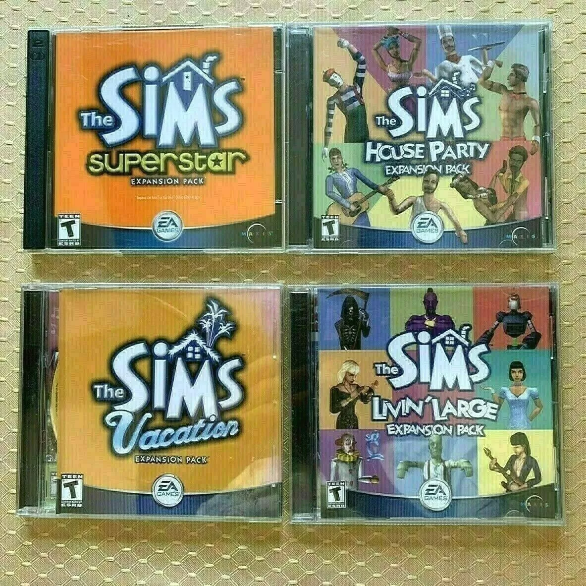 The Sims 2: Base Game with Expansion Lot Bundle 4 games PC CD