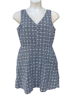 NWT 100% Linen GAP Sleeveless Black & White Fit Flare Dress 12 Petite  Cruisewear | eBay