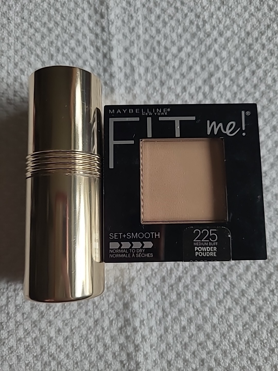 Revlon Moisture Stay Stick 08 True Beige and Maybelline Fit Me 225 Medium Buff Powder-image