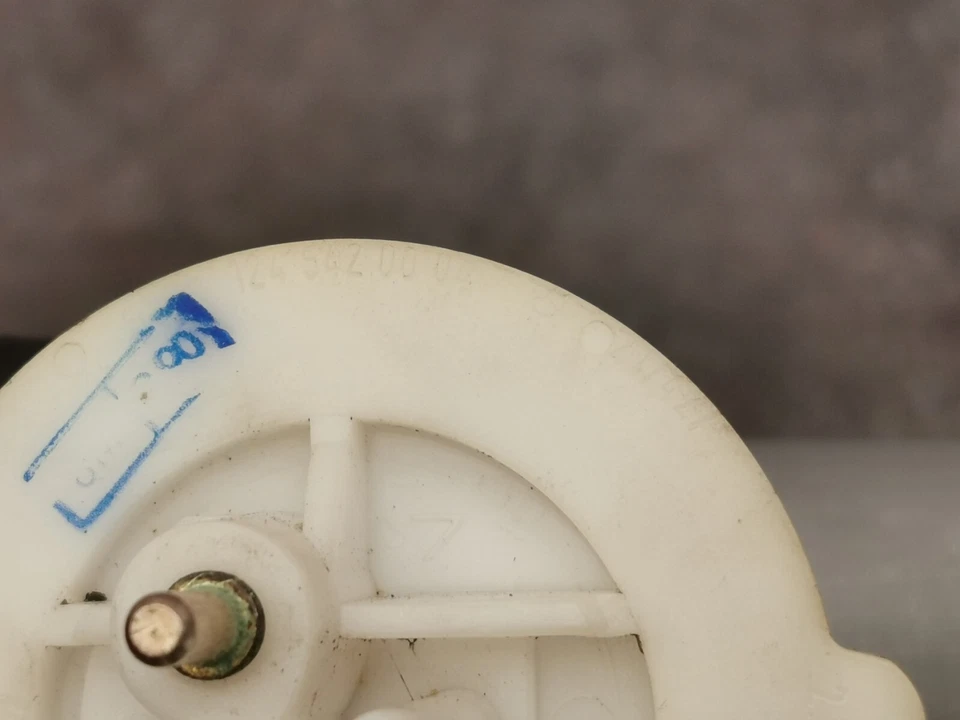 原装 VDO MERCEDES W124 C124 燃料级别发送器单元 10-10 — 第 4/4 张图片