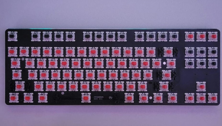 MODDED Glorious GMMK TKL Custom Keyboard w/ HyperX Pudding MODDED Glorious GMMK TKL Custom Keyboard w/ HyperX Pudding