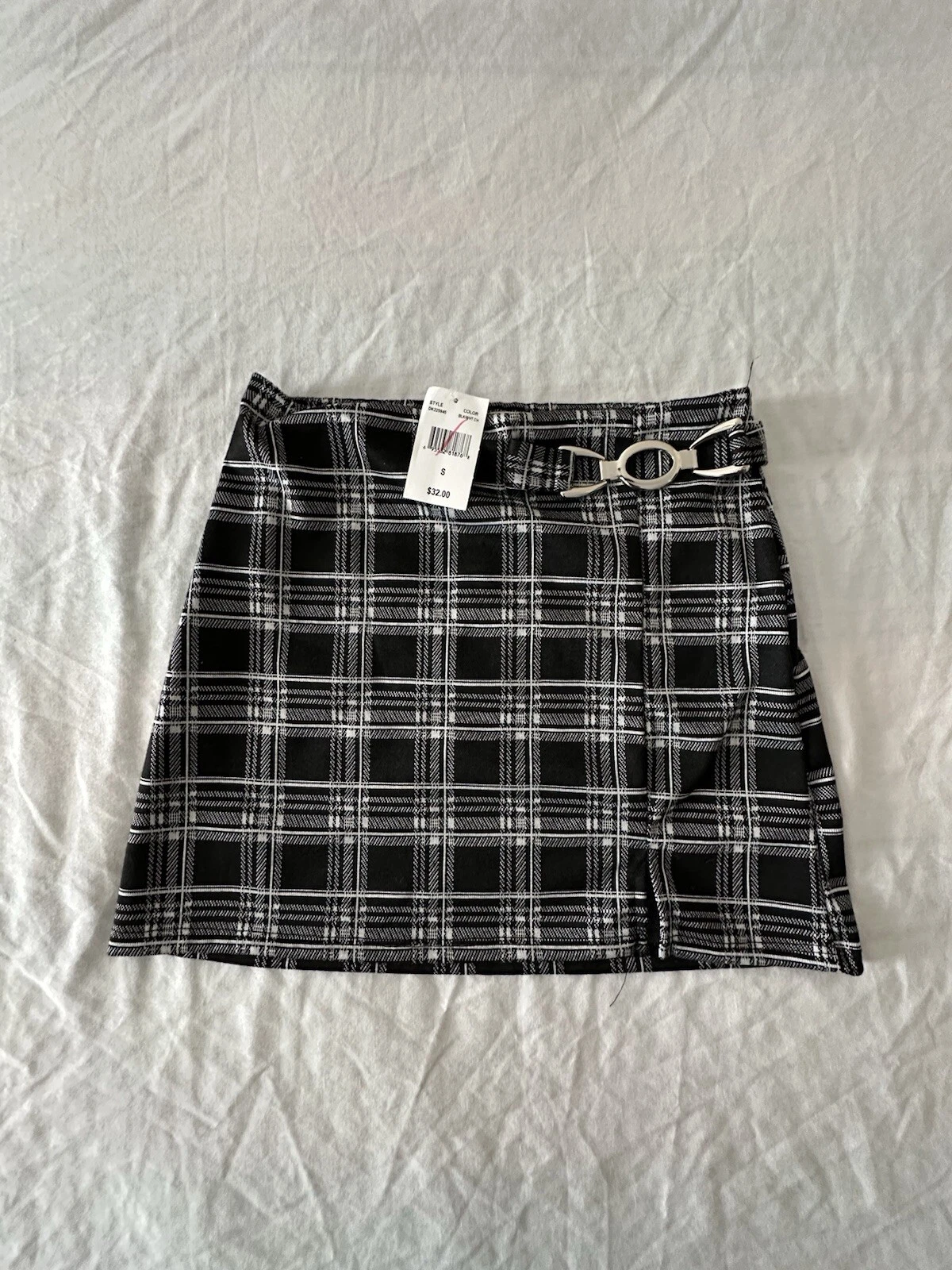 No Comment NY LA Women’s Plaid Black &white Print Size Small NEW Miniskirt