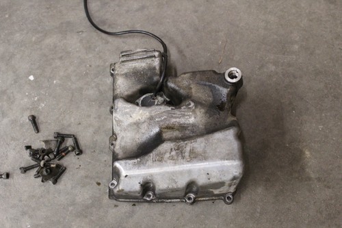 2000 YAMAHA R6 600 YZF OIL PAN W/ BOLTS 99 00 01 02 - Picture 5 of 11